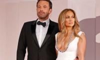 Jennifer Lopez offered personal condolence to Ben Affleck over mother's death? 