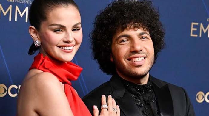 Selena Gomez, Benny Blanco pack on the romance during birthday getaway