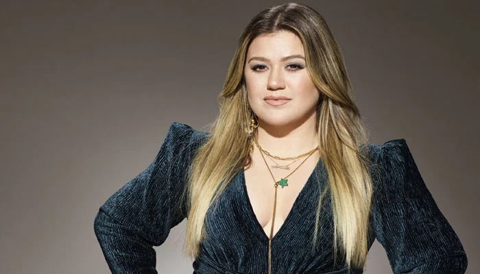 Kelly Clarkson talks about making single life ‘magical’ in fresh confession