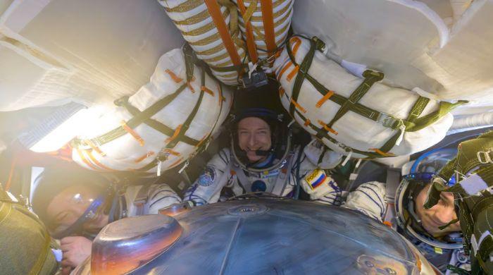 US-Russian space crew returns to Earth after eight-month mission on the International Space station