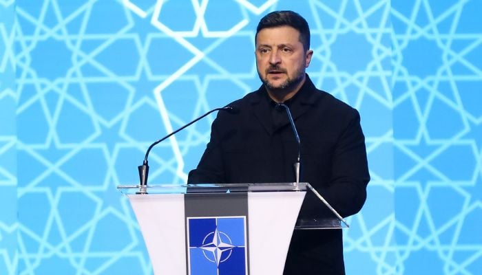 Russian missiles reportedly enter Nato airspace amid massive strike as Volodymyr Zelensky rallies allies for help