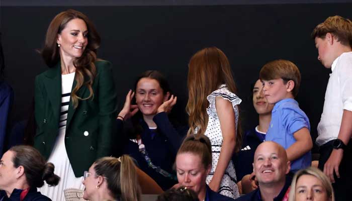 Prince Edward and Duchess Sophie in Glasgow as Kate and William arrive with children