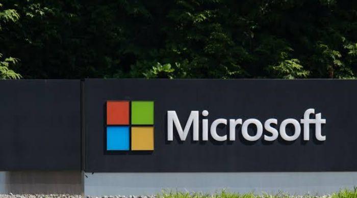 Microsoft to retire SMS login as AI phishing surges