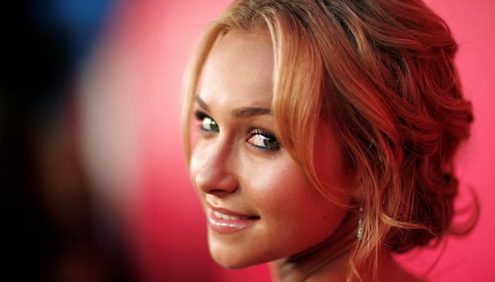 Hayden Panettiere mourned by celebrities as tributes pour in after sudden death