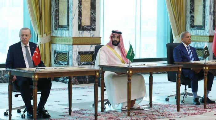 Trump welcomes Saudi Arabia, Turkey, Pakistan’s new defence pact, calling it an ‘important step’
