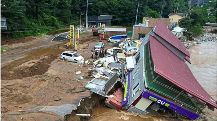 One dead, hundreds evacuated as torrential rains and landslides batter South Korea