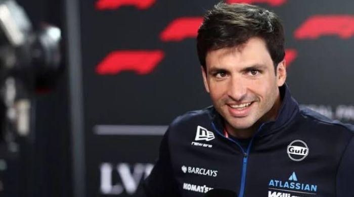 Carlos Sainz signs multi-year deal with Williams F1 team