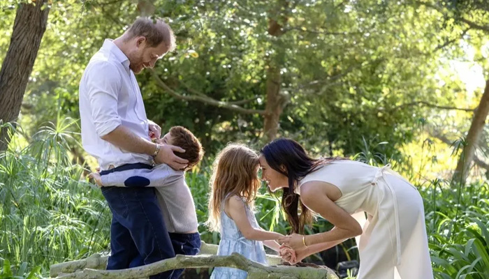 Prince Harry and Meghan Markle make shock decision to move back to Britain after quitting royal life