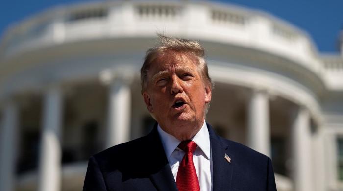 Trump threatens countries doing business with Iran in new economic crackdown