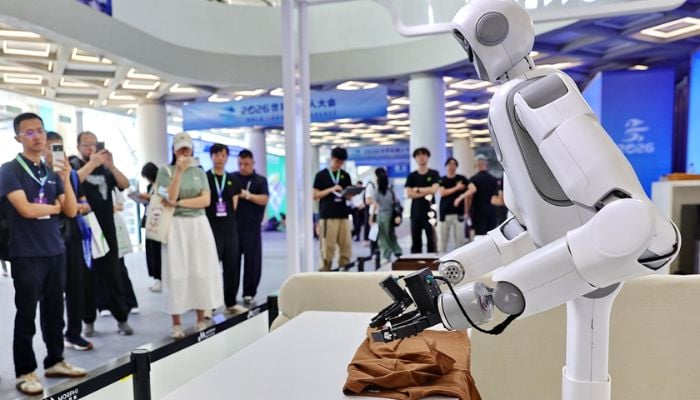 Wheeled robots outsort humanoids at Chinas WRC 2026