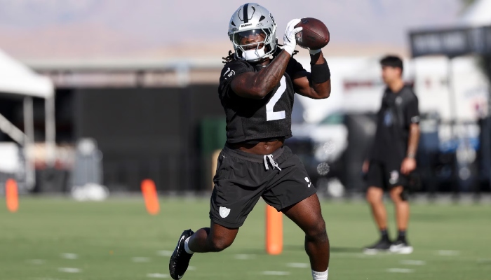 Ashton Jeanty helped off field after suffering injury at Raiders practice