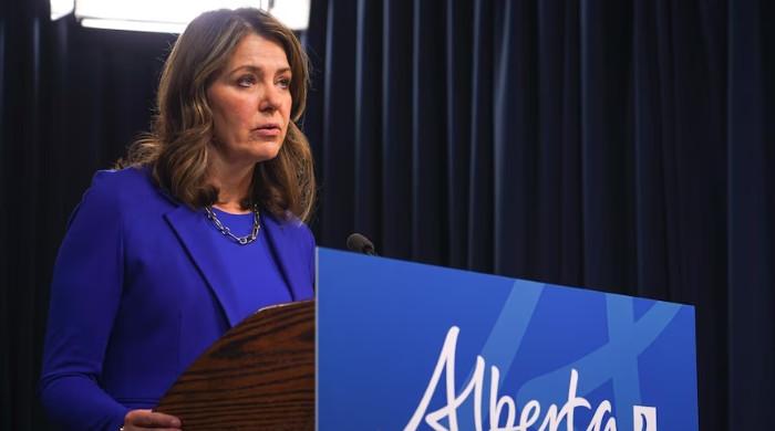 Alberta separation vote moving ahead despite Canada-US trade tensions, says Danielle Smith