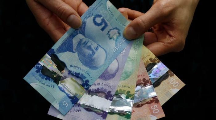 Canadian dollar drops as Trump’s tariffs take effect after failed trade deal