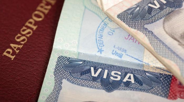 US could revoke up to 200,000 visas under Trump asylum crackdown