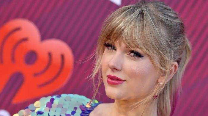 Taylor Swift reveals bombshell 'hints' in debut single 'Tim McGraw'