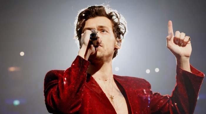 Harry Styles shares what happens the moment he walks off stage