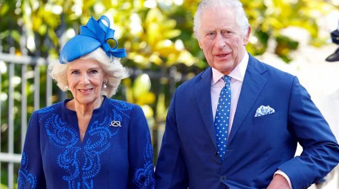 Piers Morgan reacts to royal family’s Dolly Parton tribute