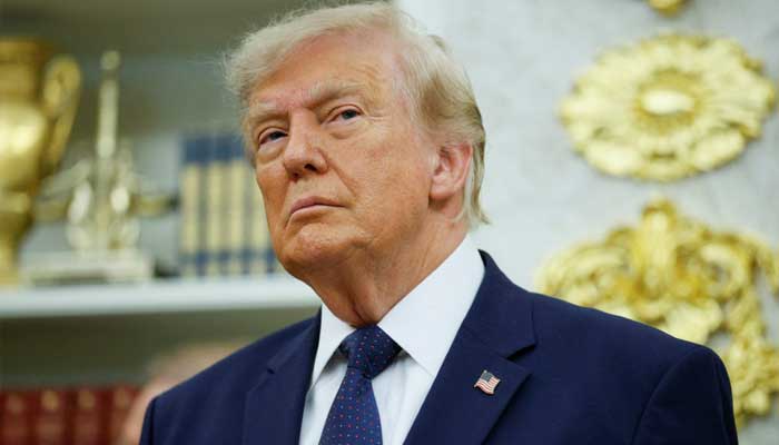 Donald Trump signs order to rename Lake Ontario as Lake America