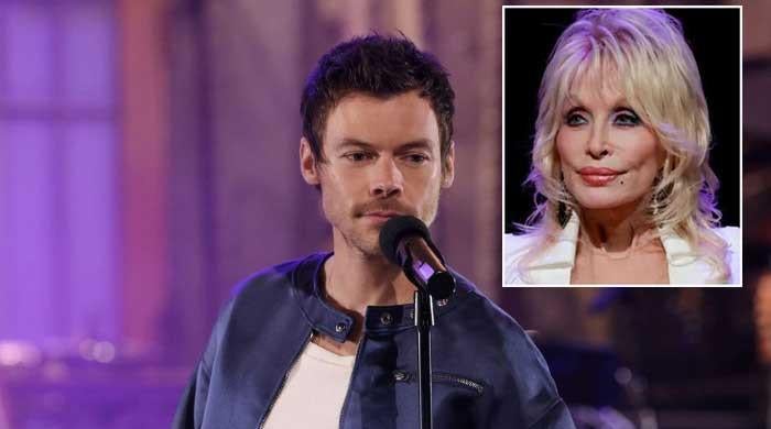 Harry Styles pays emotional tribute to Dolly Parton during MSG concert