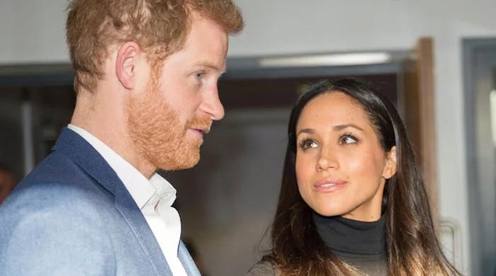 Prince Harry panics as Meghan Markle refuses to be ‘absolute vault’