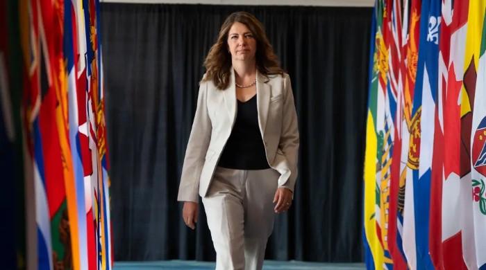 Alberta’s Danielle Smith to meet US officials despite US-Canada trade tensions