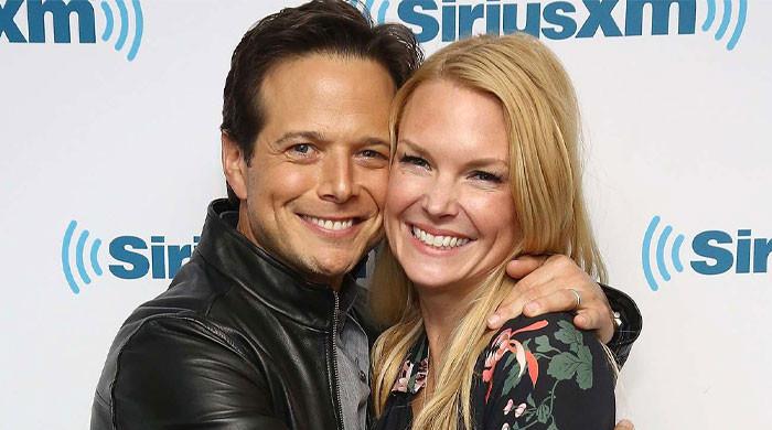 Kelley Wolf apologises to ex-husband Scott Wolf after difficult year