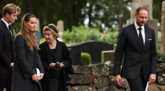 King Haakon, royals attend memorial service for Harald