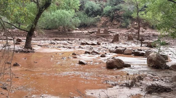 Grand Canyon flash floods spark search for 15 missing people, evacuating 62 