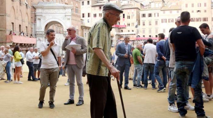 Italy’s population to shrink by 4 million by 2050, stats agency warns