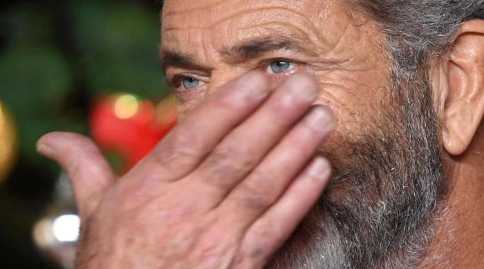 Mel Gibson breaks silence and apologizes after mocking ASL interpreter