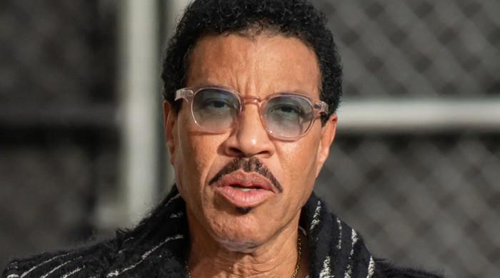Lionel Richie lands in 'ICU' after St. Louis concert