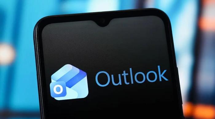 Is Microsoft Outlook down? Thousands report outage as recovery begins