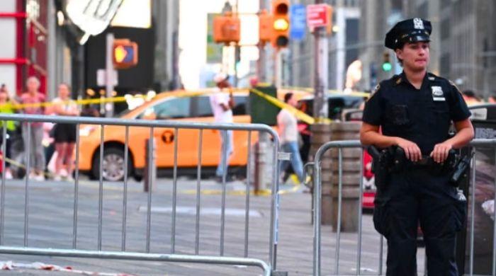 Two dead, including suspect, after random stabbing attack in New York's Times Square
