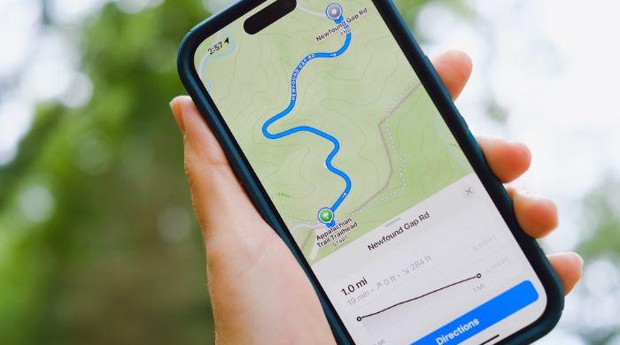 Apple Maps renames Lake Ontario after Trump's order