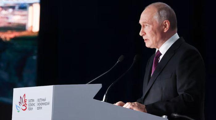 Putin says Ukraine peace deal is possible, warns of new obstacles