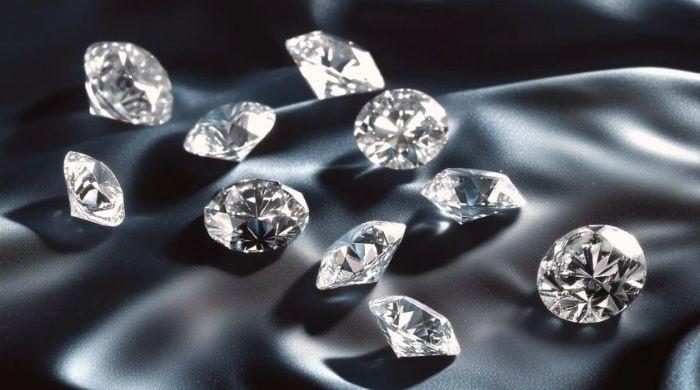 Scientists just discovered diamonds can generate electricity