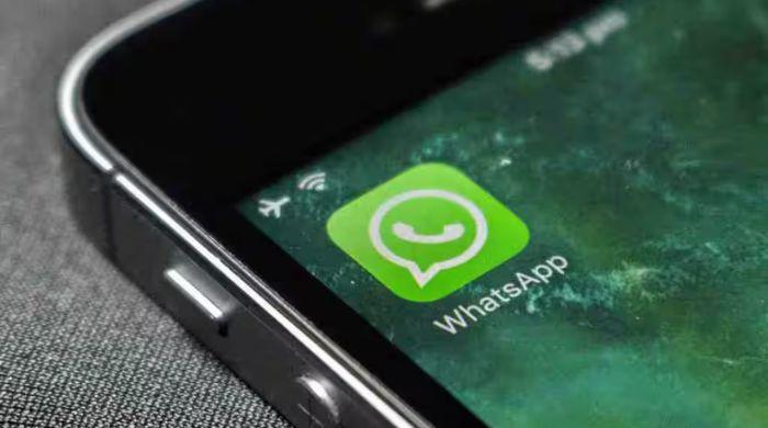 WhatsApp beta to let you add up to 5 AI agents to chats