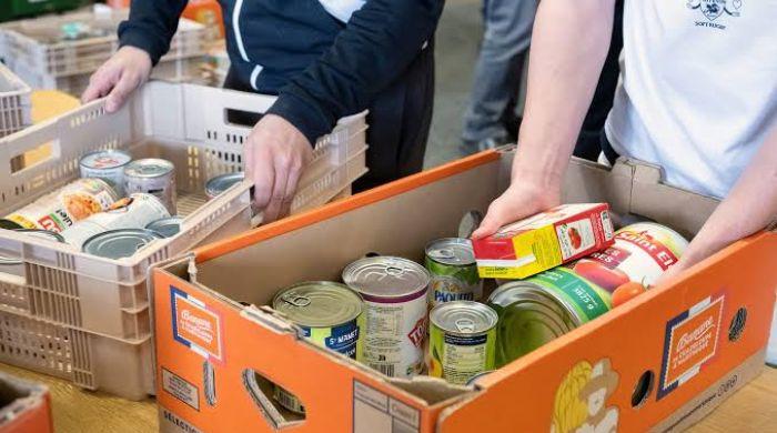 UK minister urges households to stock up on food as strong El Niño develops over the Pacific 