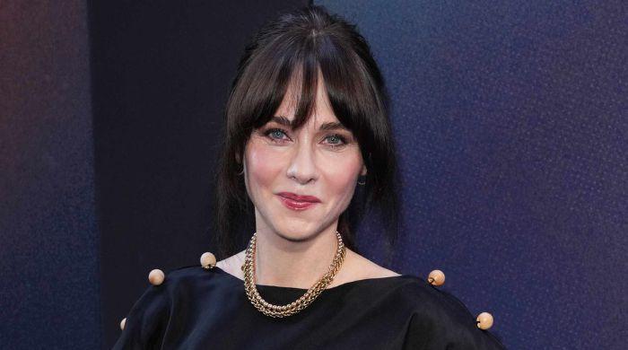 Zooey Deschanel recalls 'insane' experience on 'New Girl' set