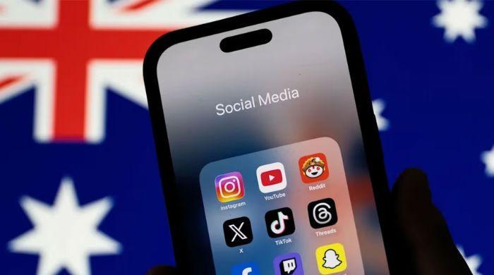 Australia to let users switch off social media algorithms 