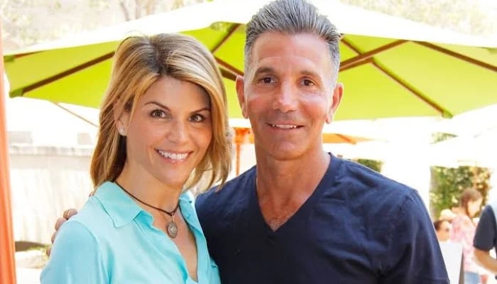 Lori Loughlin files for divorce from estranged husband Mossimo Giannulli