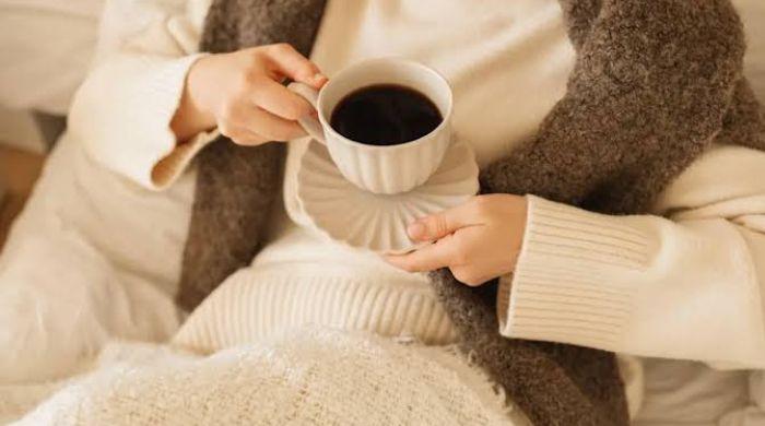 Very hot tea and coffee could triple cancer risk, Oxford study warns