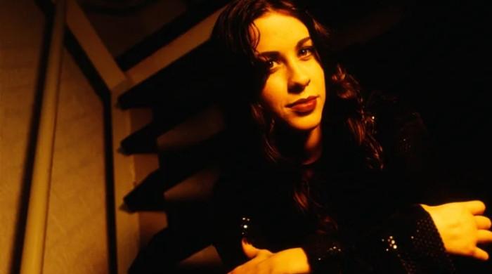 Alanis Morissette talks about ‘terrible things’ that postpartum depression triggered 