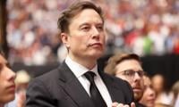 Elon Musk says one factor could decide who wins AI race