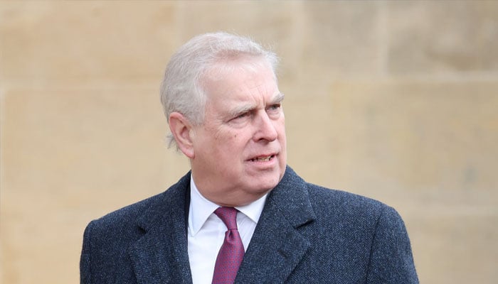 Andrew Mountbatten-Windsors ex protection officer goes to the FBI with a full statement