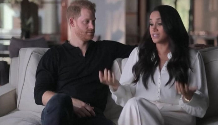 Montecito mum reveals Harry, Meghan’s statement to Archie’s school & exposes UK stay