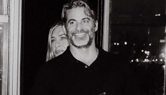 Jim Curtis spills how Jennifer Aniston romance unfolded organically
