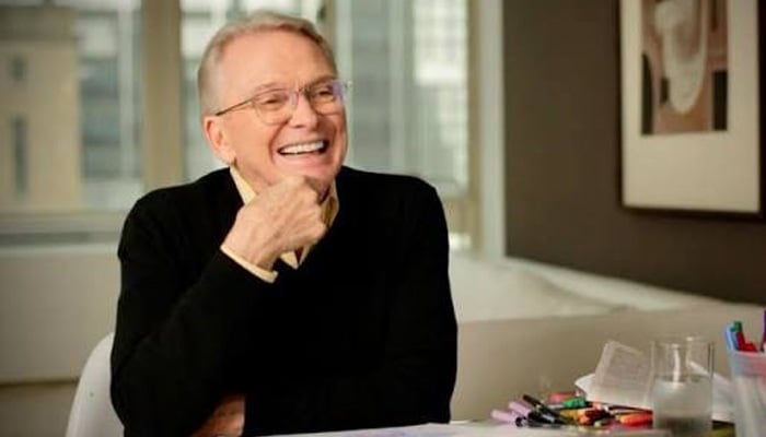 Bob Mackie, fashion trailblazer, dies at 87