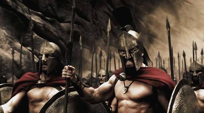 '300 is the gayest movie he ever made,' says Zack Snyder