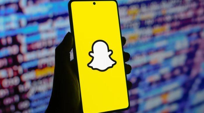 Snapchat may set daily time limits for teens 